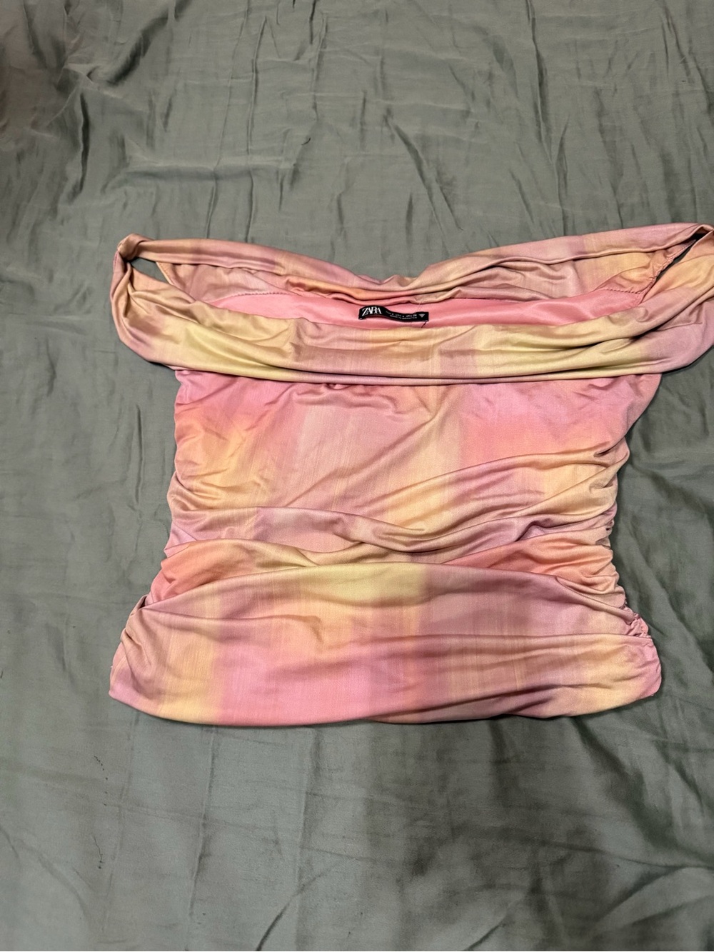 💖 Zara Satin Off-the-Shoulder Ruched Top 💖